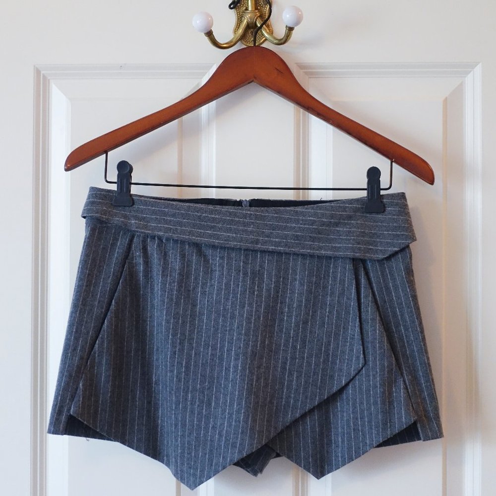 Zara Grey Pinstripe Origami Skort